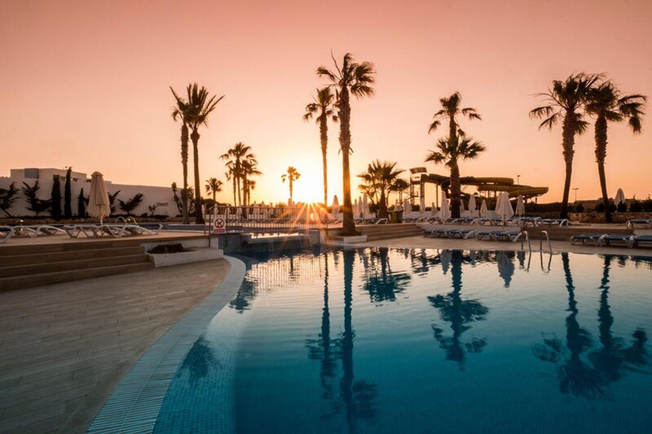 Marinda Garden Aparthotel Cala'N Bosch  Exterior foto
